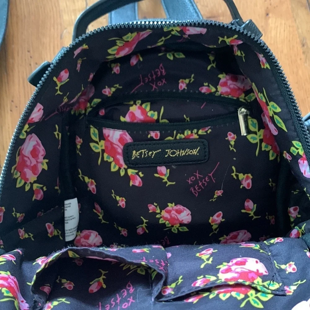Betsey Johnson Black Hearts and Bow Mini Backpack with Gold Hardware 8.5 x 9”
